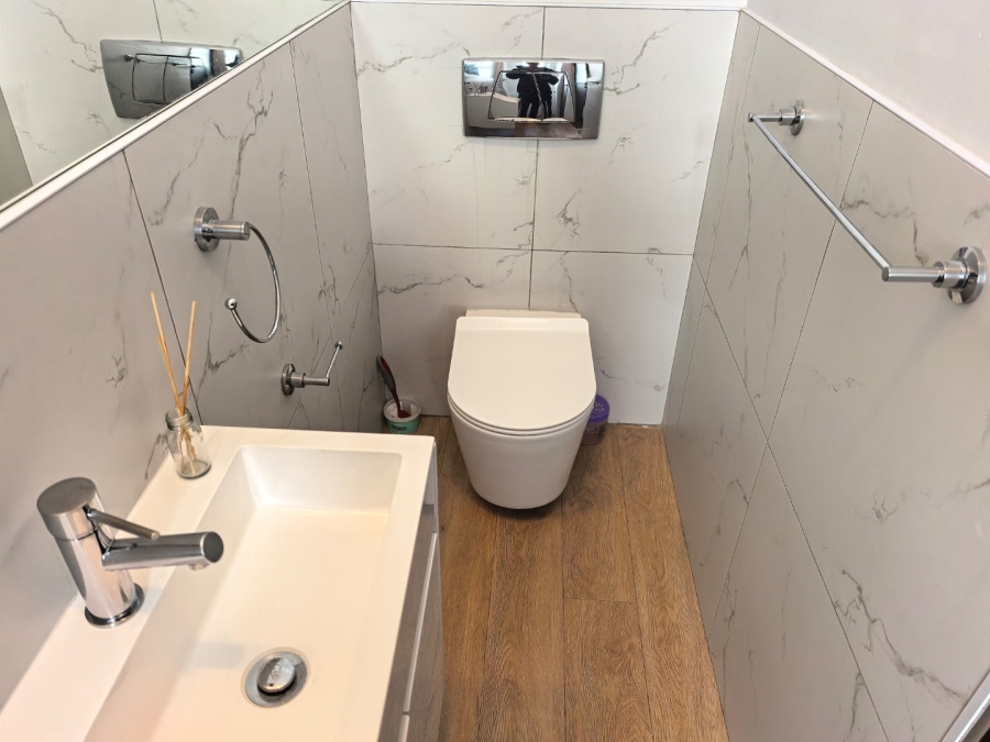 To Let 2 Bedroom Property for Rent in Gardens Western Cape